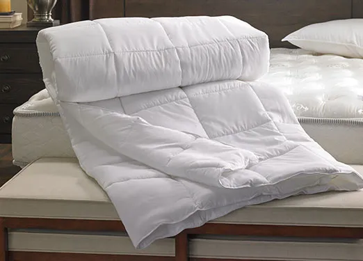 Down Alternative Comforter